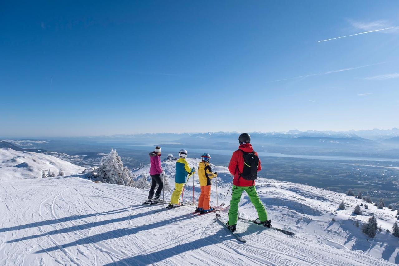 Vvf Les Monts Jura Hotell Lélex Exteriör bild