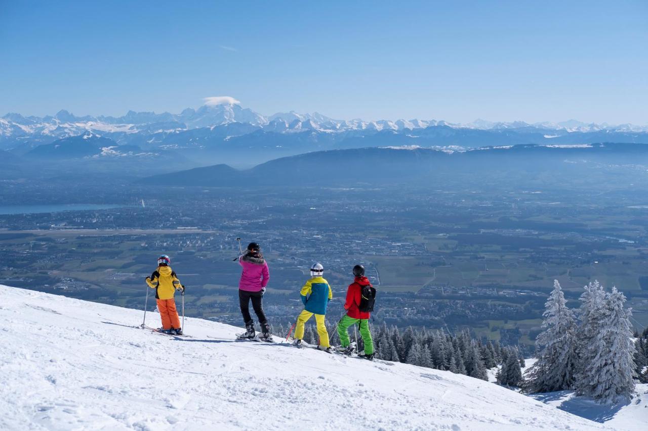 Vvf Les Monts Jura Hotell Lélex Exteriör bild